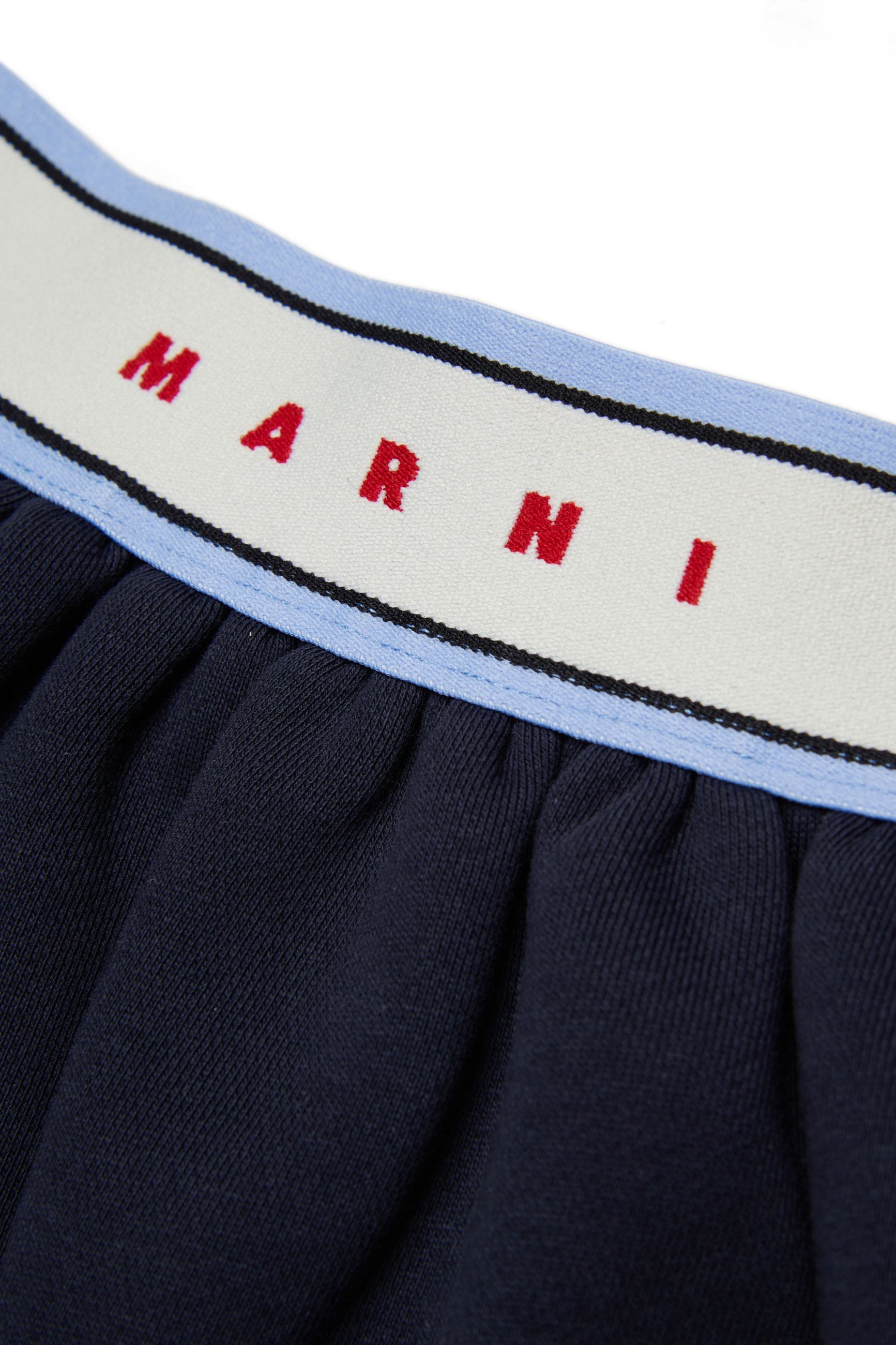 GONNA MARNI