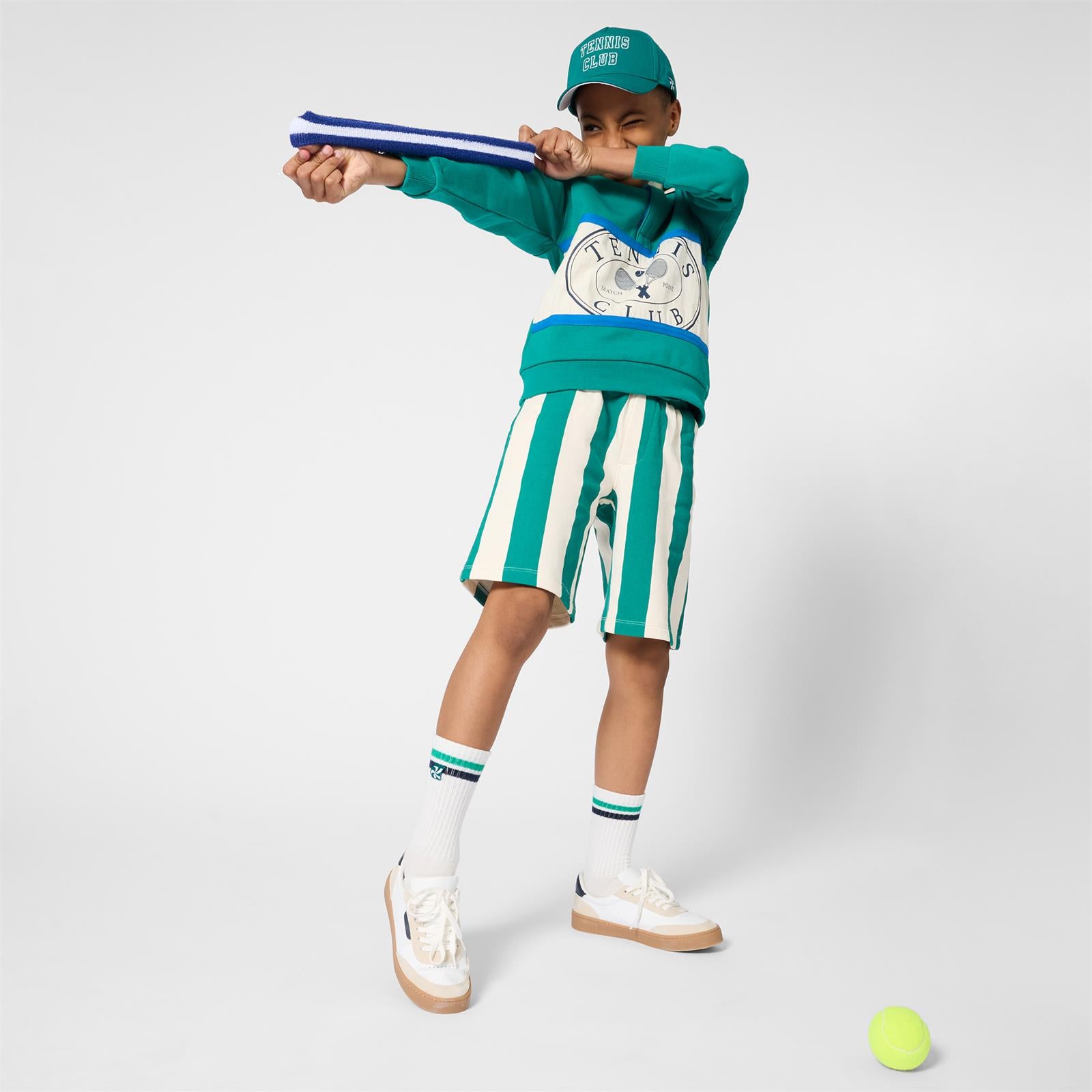 Bermuda KIDS AROUND 627